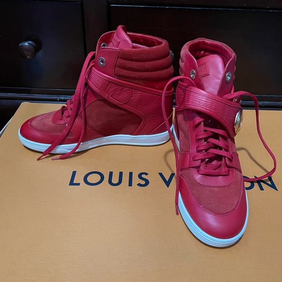 Authentic Louis Vuitton high top sneakers in size 9 used four times - Picture 2 of 13